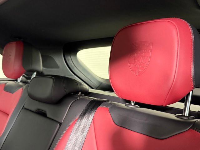 Used 2025 Porsche Cayenne S image 21