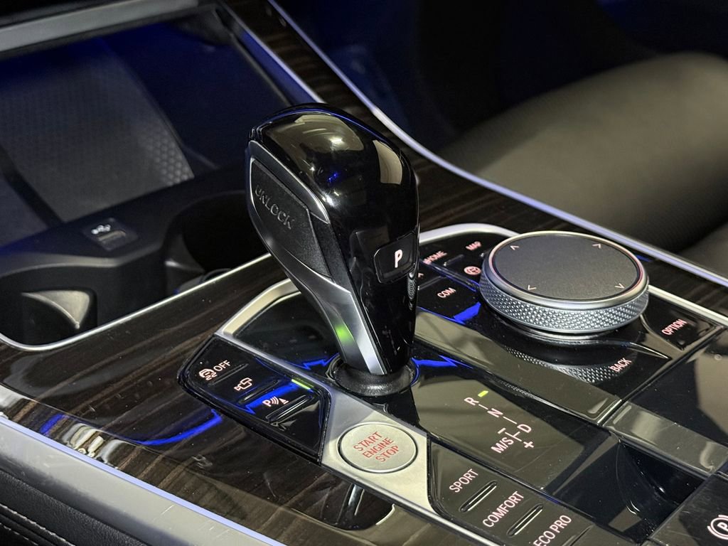 Used 2023 BMW X5 xDrive40i w/ Premium Package image 32