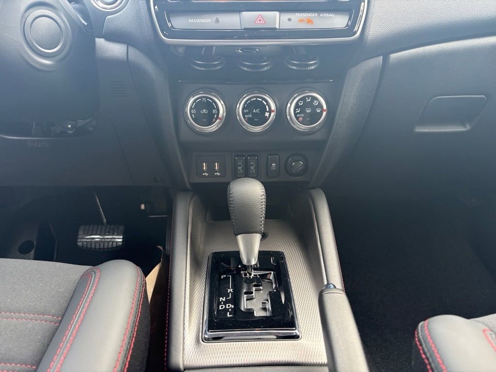 New 2026 Mitsubishi Outlander Sport SE image 18
