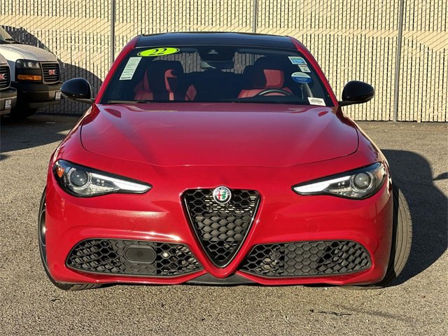 Used 2022 Alfa Romeo Giulia Veloce image 2