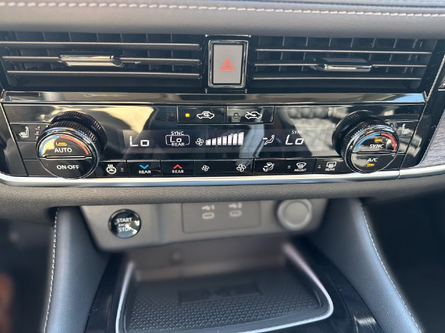 New 2026 Nissan Rogue Platinum w/ Platinum Premium Package AWD/4WD image 26