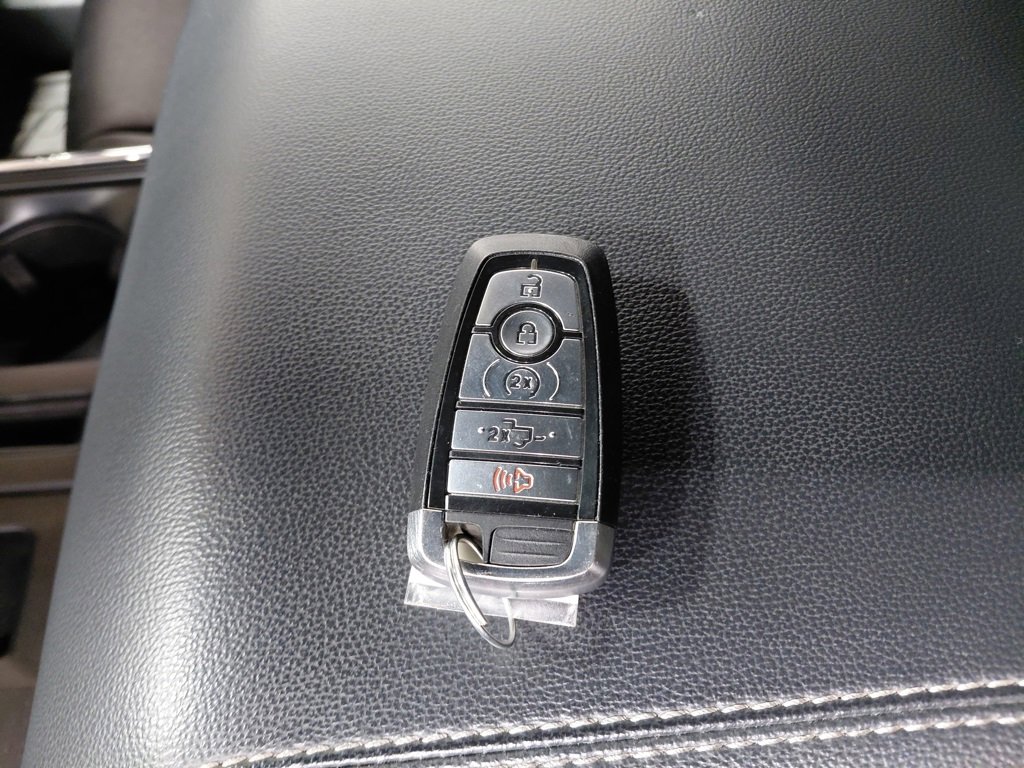 Certified 2022 Ford F150 XLT w/ Equipment Group 302A High image 6