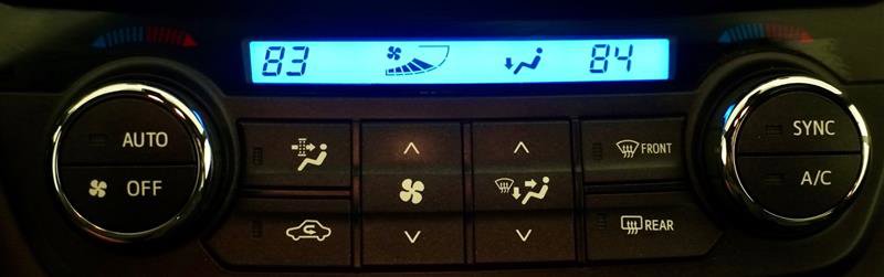 Used 2017 Toyota RAV4 SE image 18