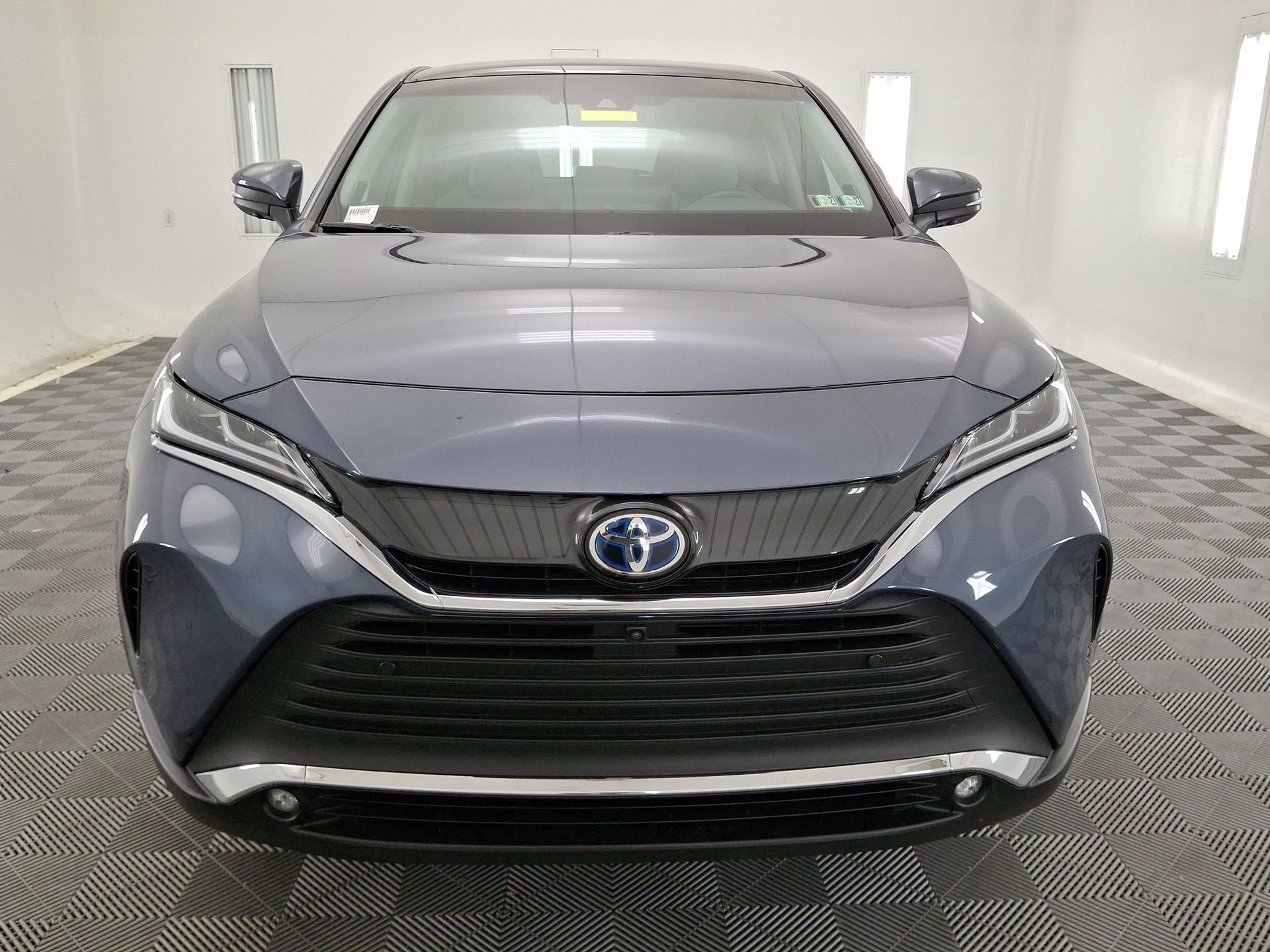 Certified 2024 Toyota Venza Limited AWD/4WD image 29