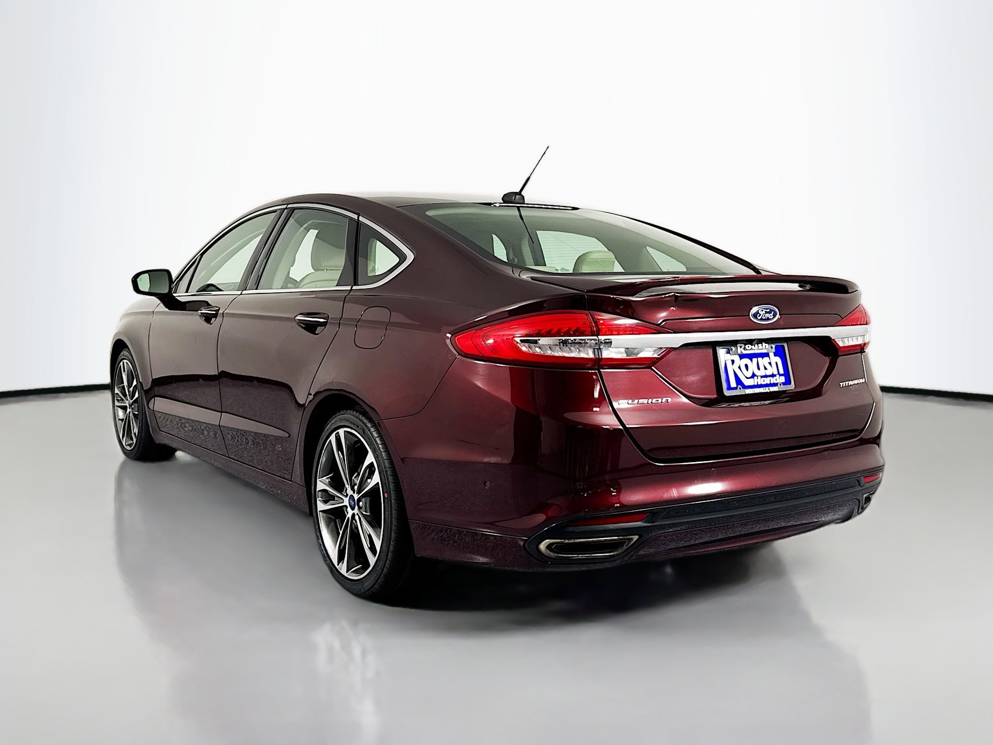 Used 2017 Ford Fusion Titanium FWD image 7