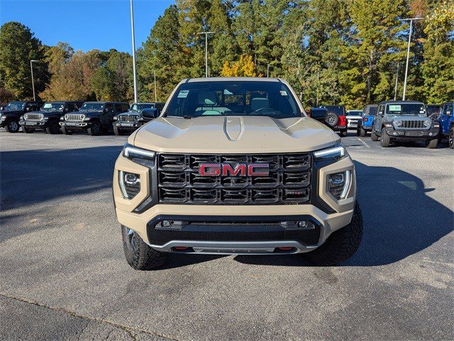 Used 2023 GMC Canyon AT4X image 2