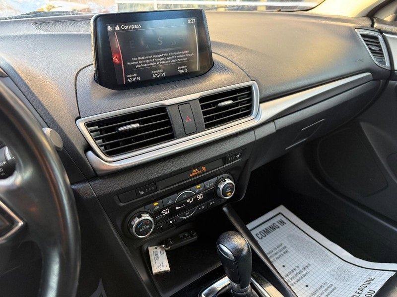 Used 2017 MAZDA MAZDA3 Touring image 25