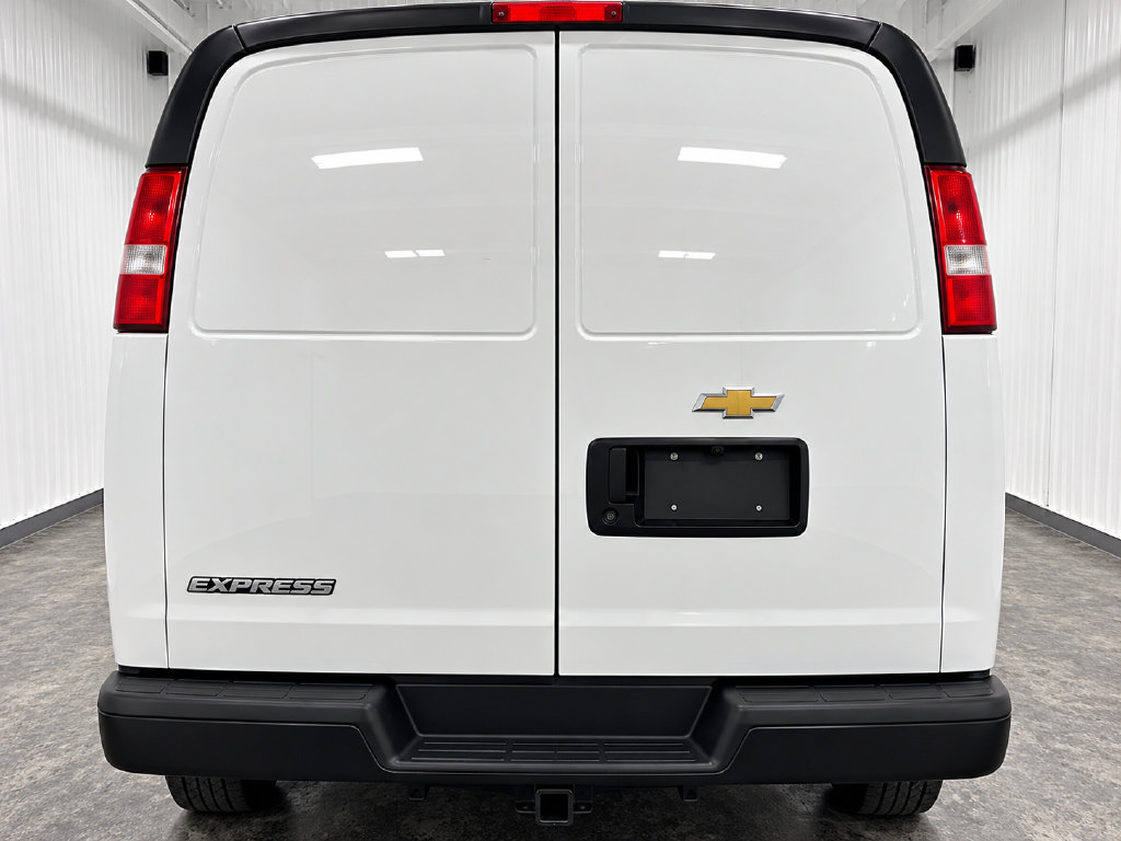 Used 2023 Chevrolet Express 2500 Extended w/ Driver Convenience Package RWD image 5