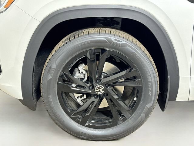 New 2026 Volkswagen Atlas Cross Sport SEL R-Line image 19