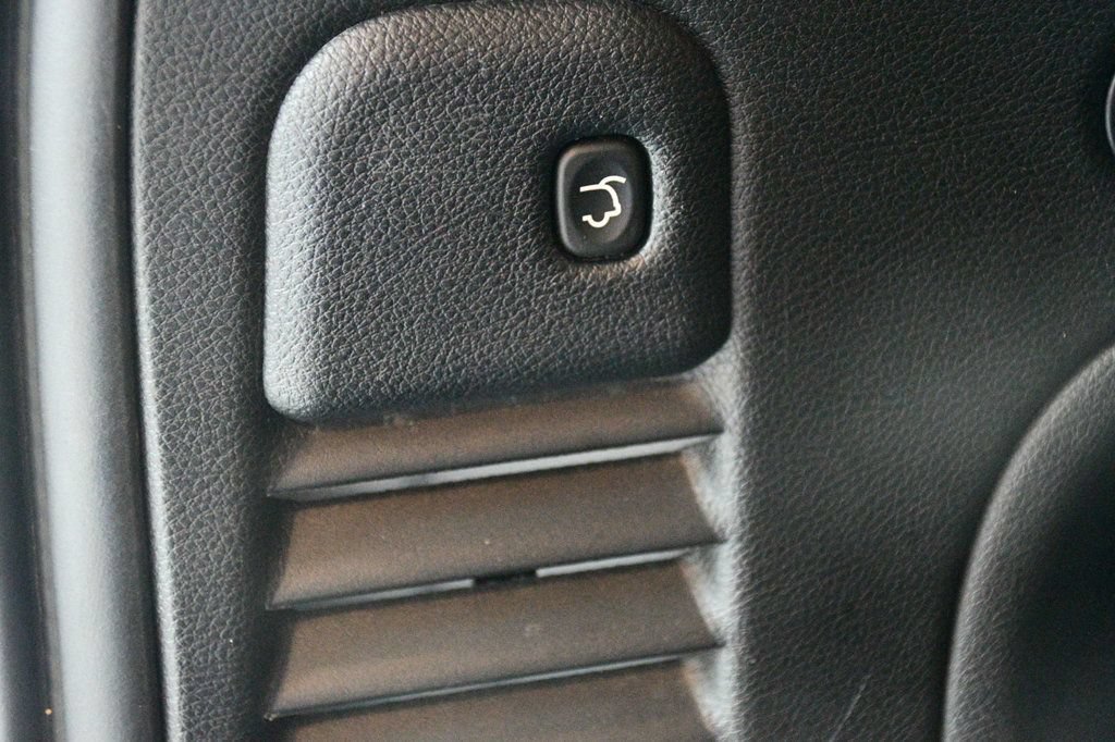Used 2022 Jeep Grand Cherokee Limited AWD/4WD image 76