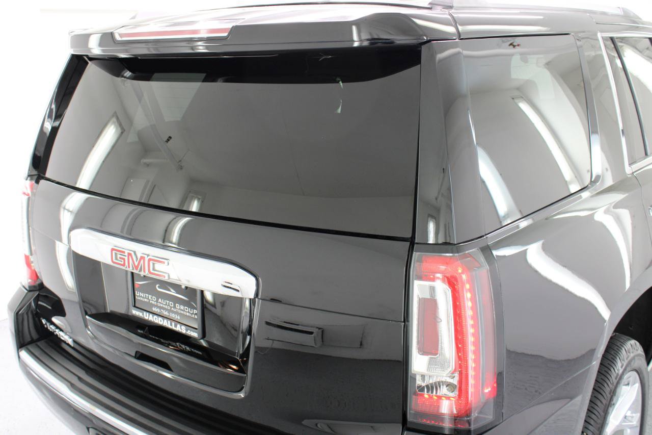 Used 2020 GMC Yukon Denali w/ Denali Premium Package AWD/4WD image 18