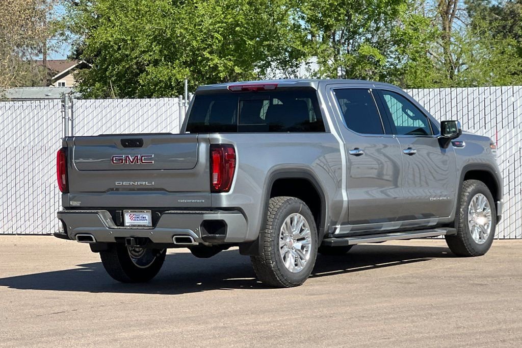 New 2026 GMC Sierra 1500 Denali w/ Technology Package AWD/4WD image 4
