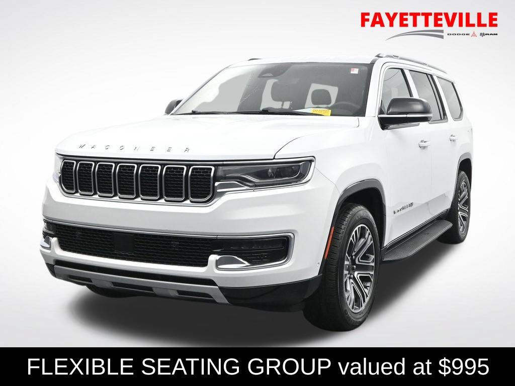Used 2024 Jeep Wagoneer Series II w/ Flexible Seating Group RWD image 1