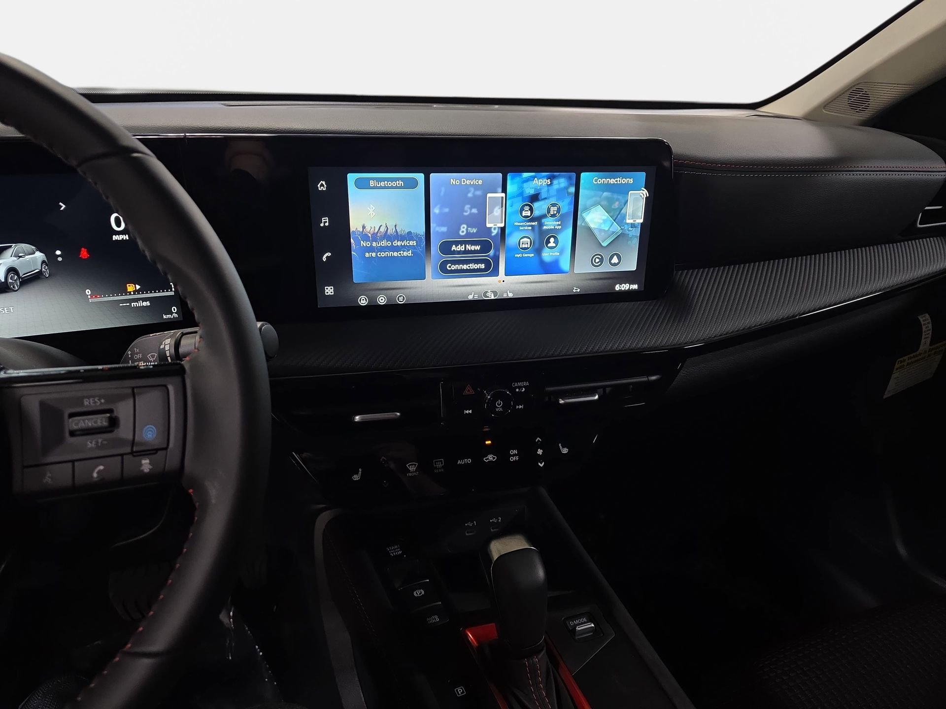 New 2026 Nissan Kicks SR w/ Cold Weather Package image 19