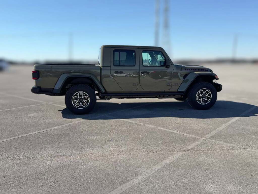New 2026 Jeep Gladiator Rubicon image 14