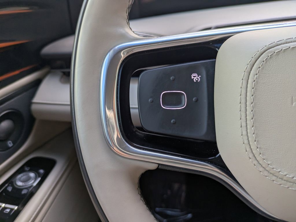 Used 2024 Lincoln Nautilus Reserve w/ Equipment Group 202A image 30