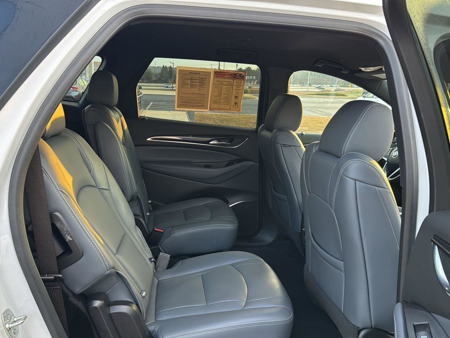 Used 2024 Buick Enclave Premium image 11