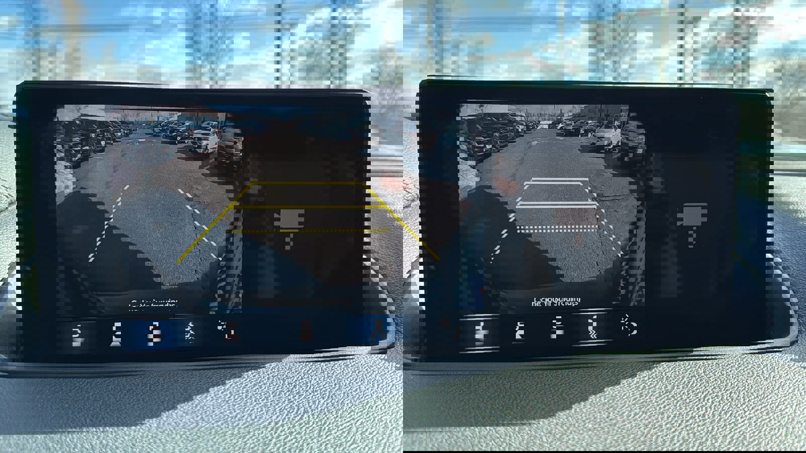 Used 2023 Acura MDX SH-AWD image 18