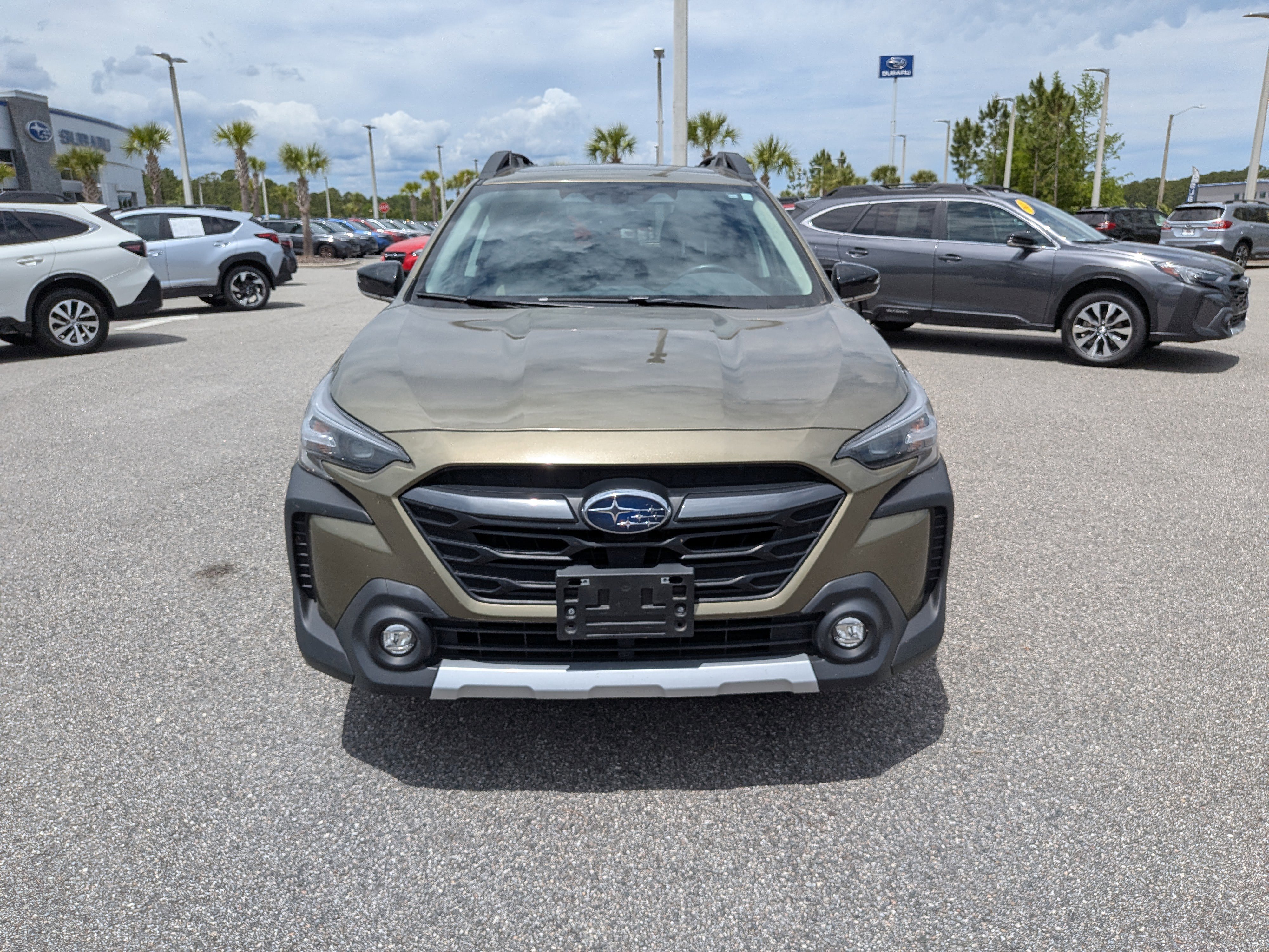Certified 2023 Subaru Outback Limited AWD/4WD image 8