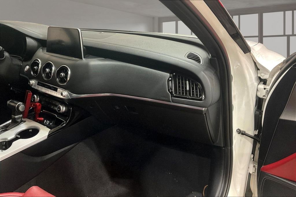 Used 2019 Kia Stinger GT1 image 17