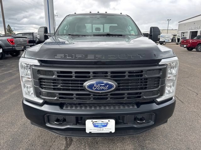 Used 2024 Ford F350 XL w/ 360-Degree Camera Package RWD image 2