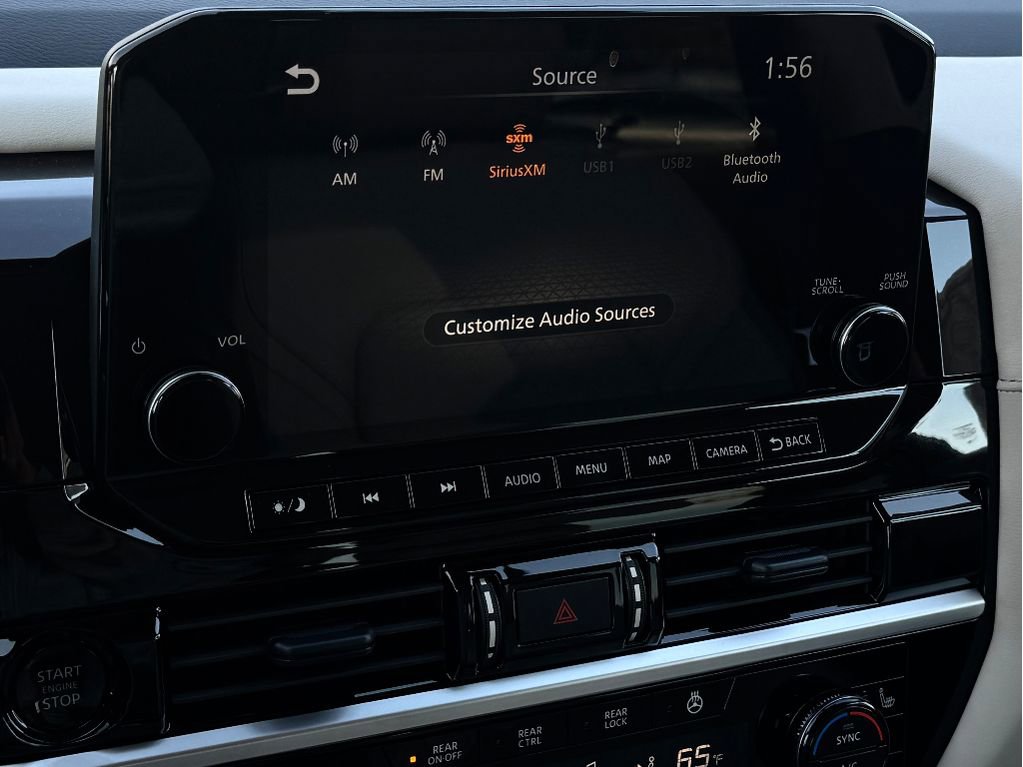 New 2025 Nissan Pathfinder SL w/ Black Appearance Package image 22