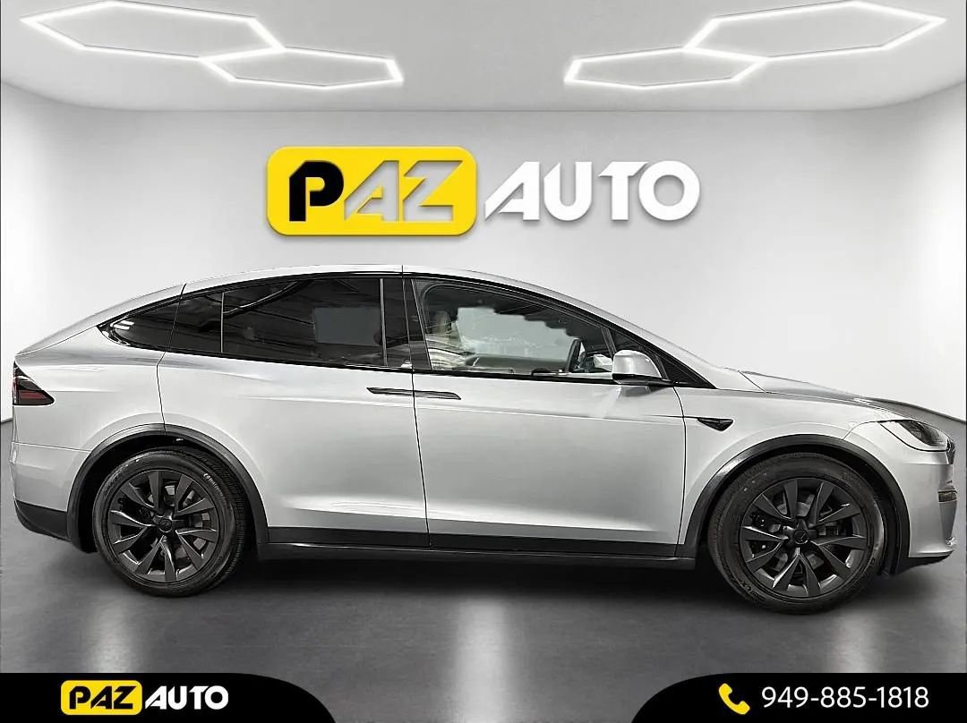 Used 2025 Tesla Model X image 6
