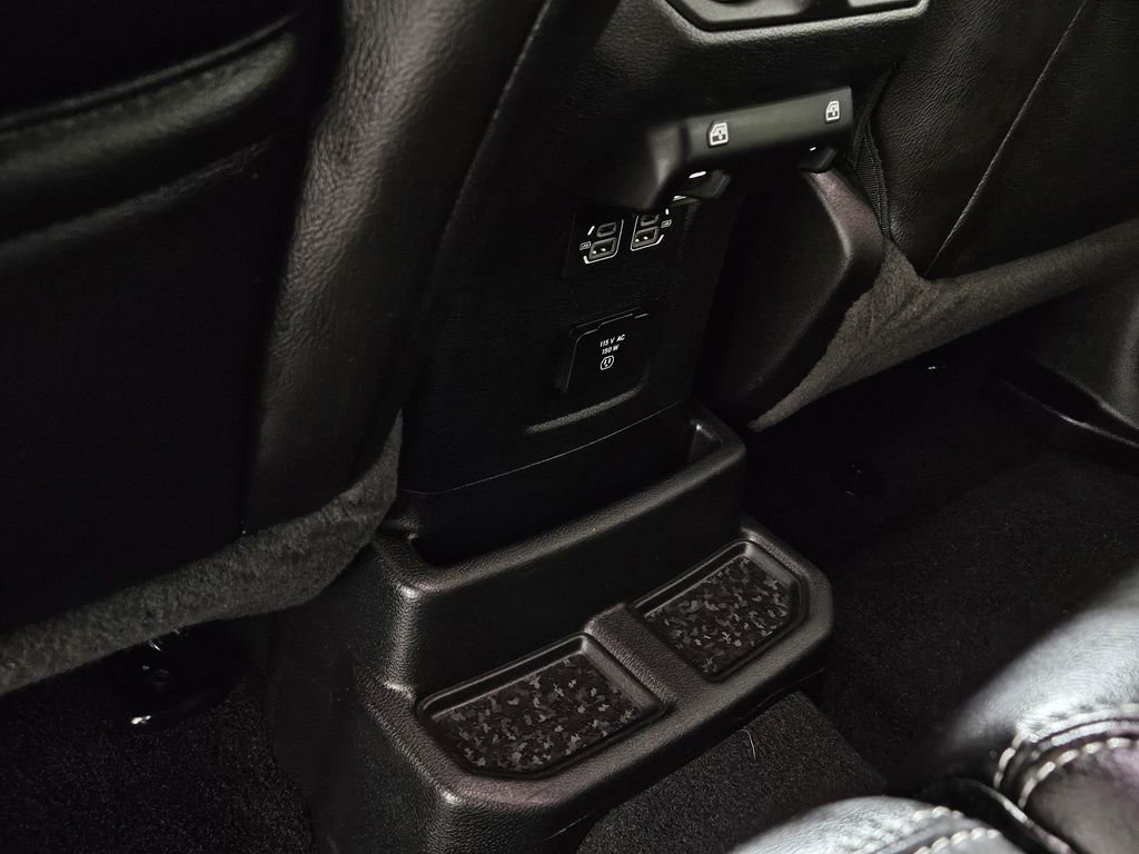 Used 2023 Jeep Wrangler Unlimited Sahara w/ Cold Weather Group image 29