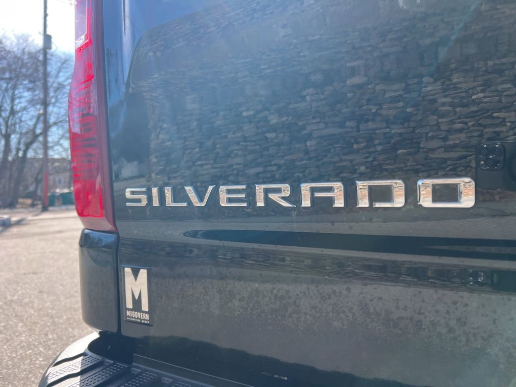 Used 2024 Chevrolet Silverado 1500 LT image 11
