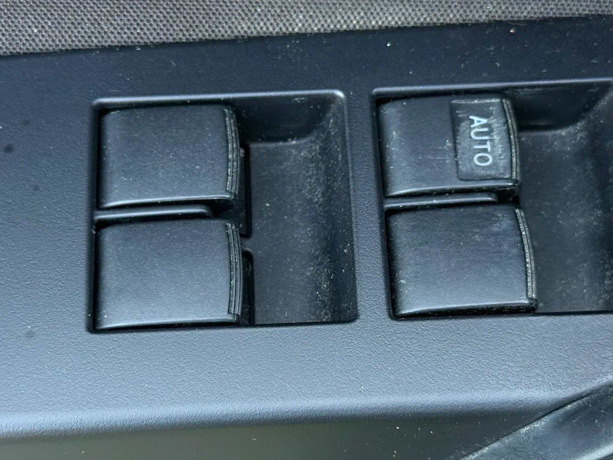 Used 2018 Toyota Corolla iM FWD image 31