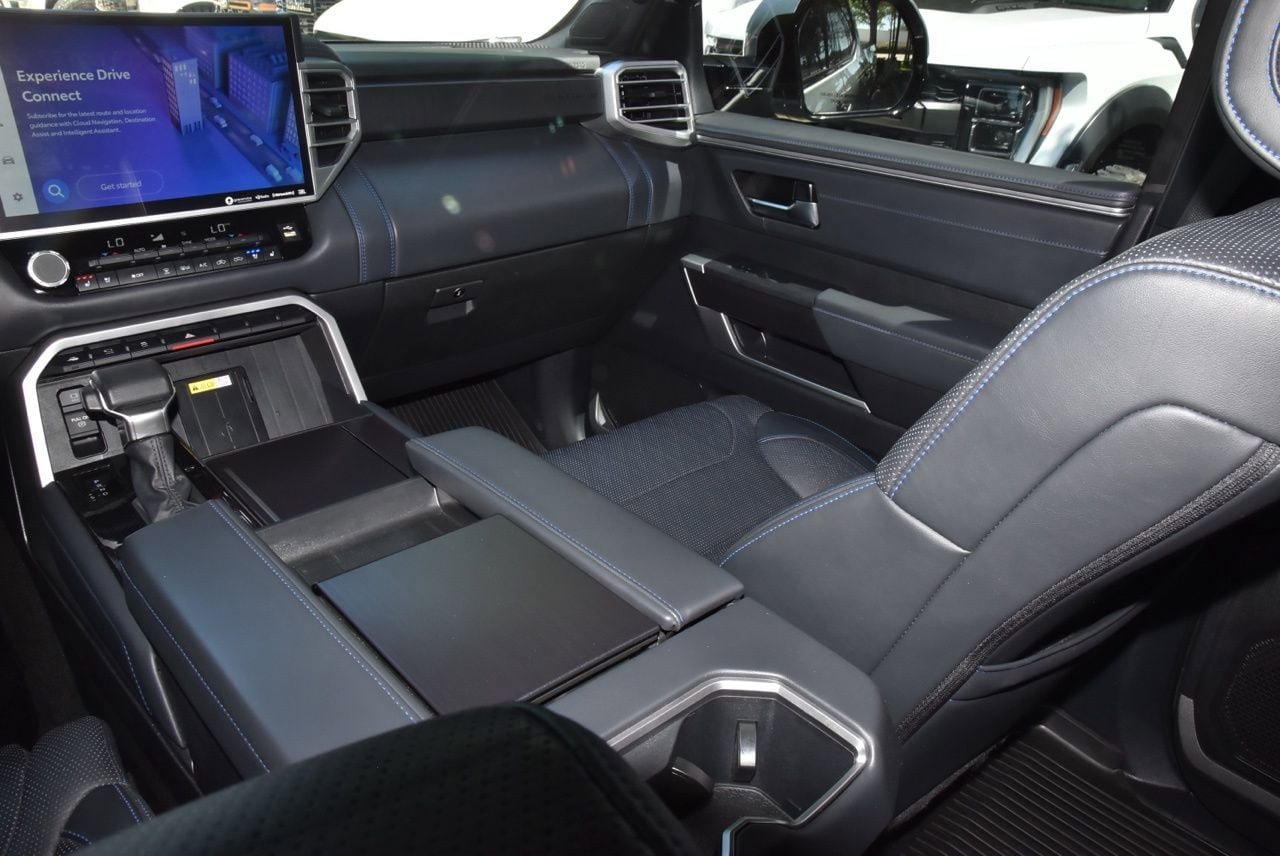 Used 2023 Toyota Tundra Platinum image 17