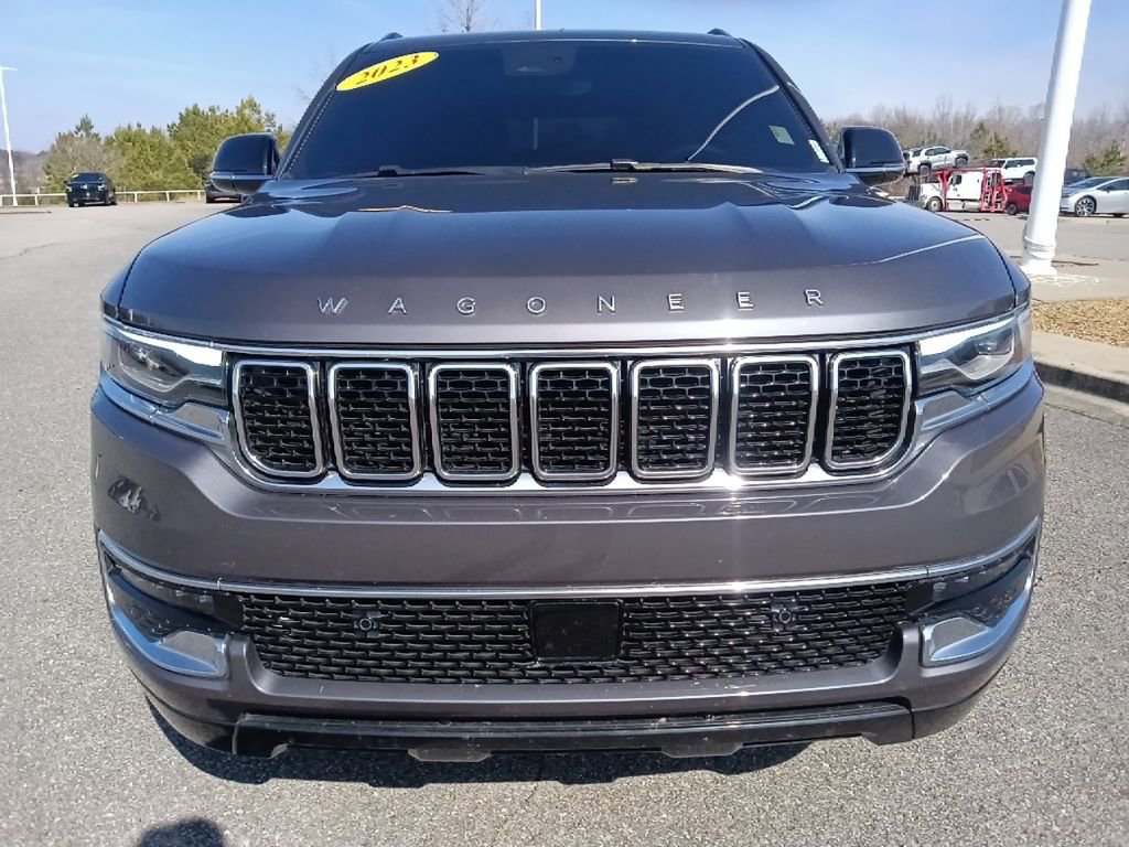 Used 2023 Jeep Wagoneer 2WD image 8