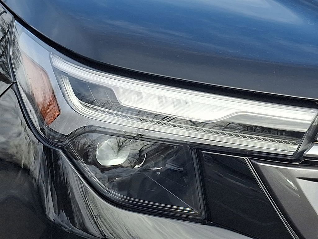 Used 2025 Subaru Forester Limited w/ Popular Package image 9