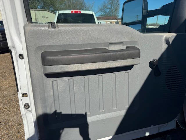 Used 2016 Ford F250 XL image 13