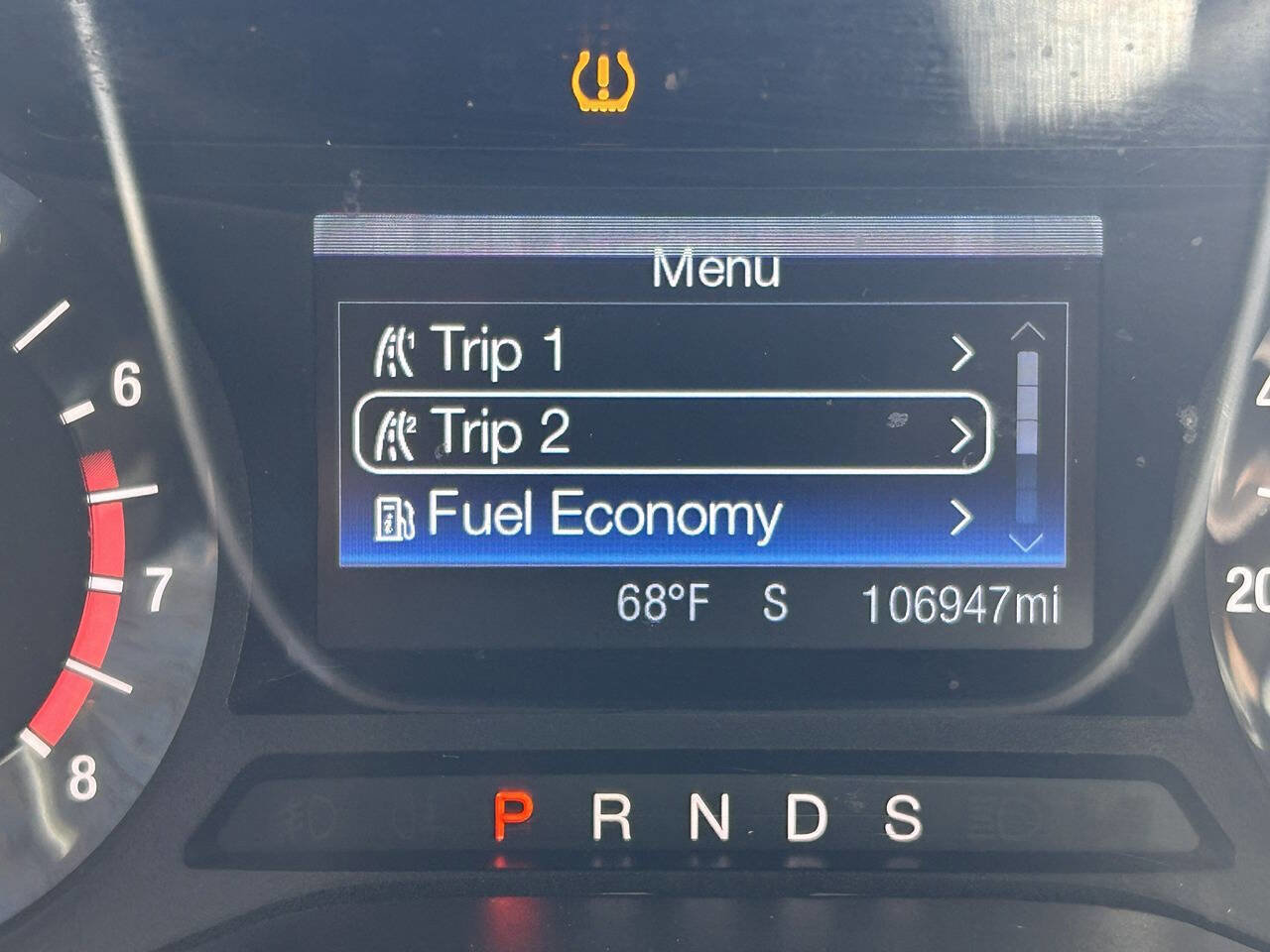 Used 2018 Ford Fusion SE FWD image 9