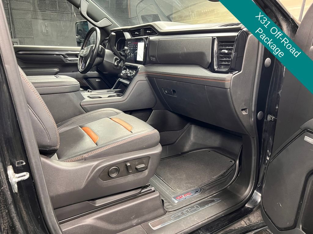 Used 2024 GMC Sierra 2500 AT4 w/ AT4 Premium Plus Package AWD/4WD image 7
