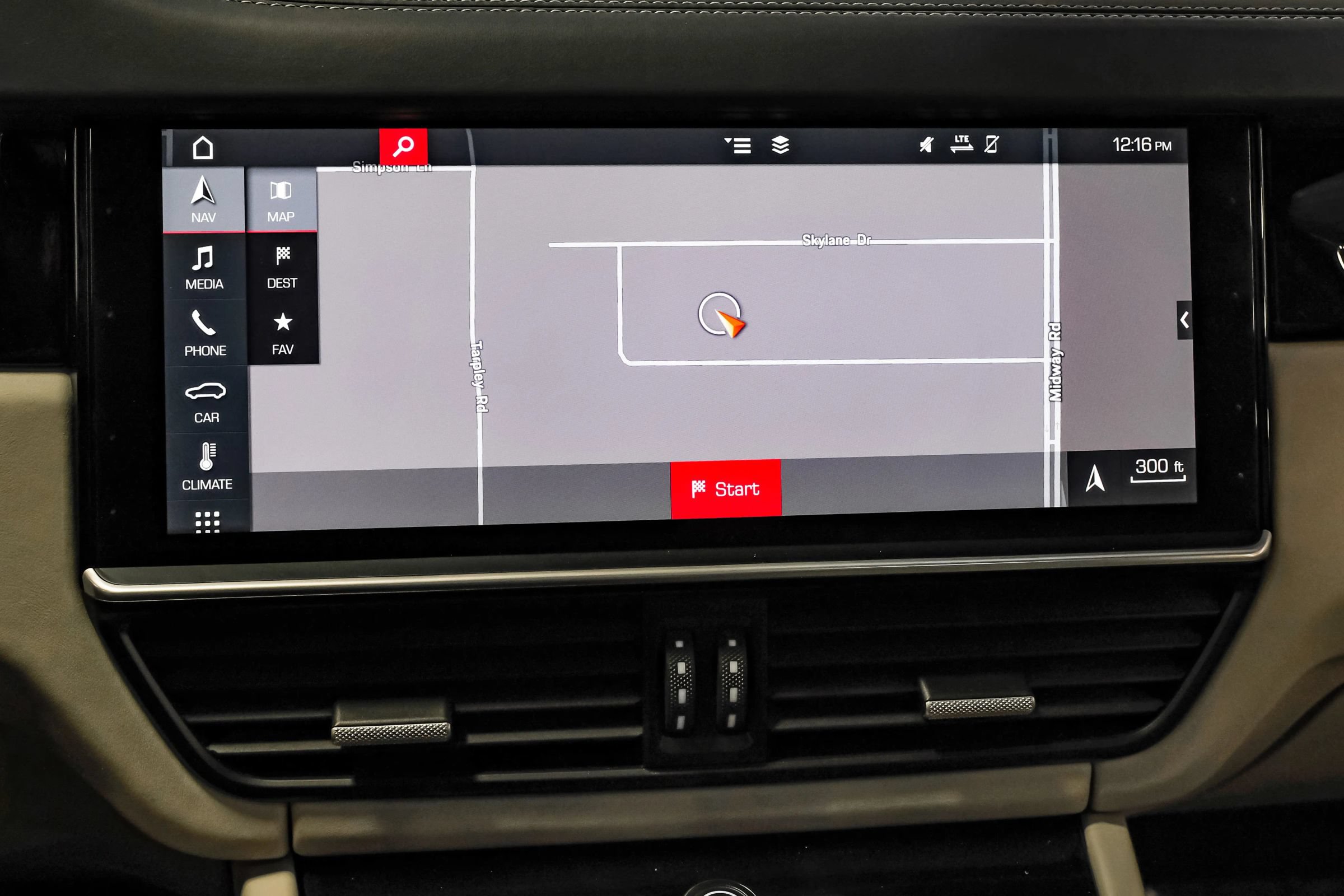 Used 2019 Porsche Cayenne AWD/4WD image 15
