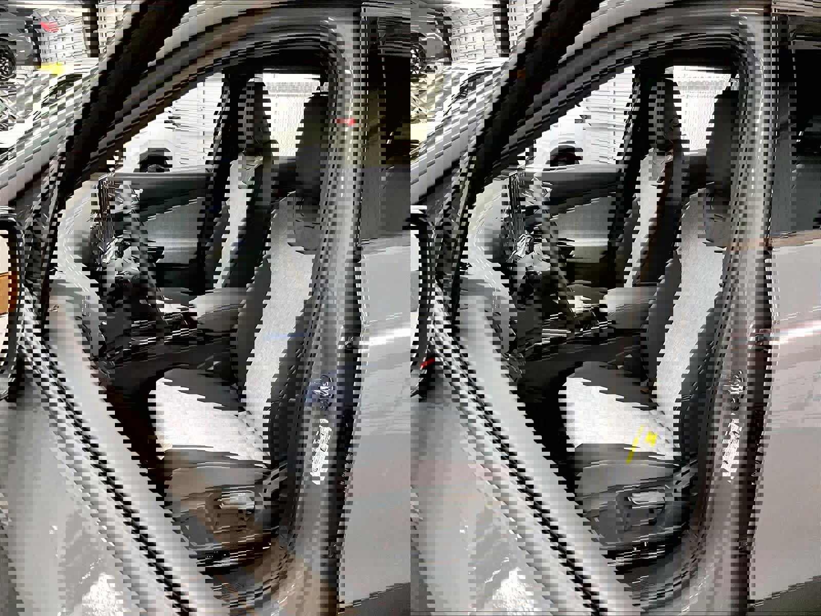 New 2026 Volkswagen ID.4 Pro image 11