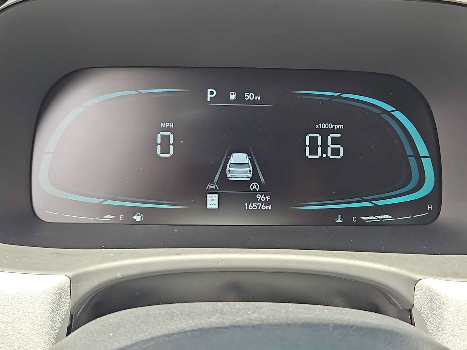 Certified 2025 Hyundai Palisade SEL FWD image 33