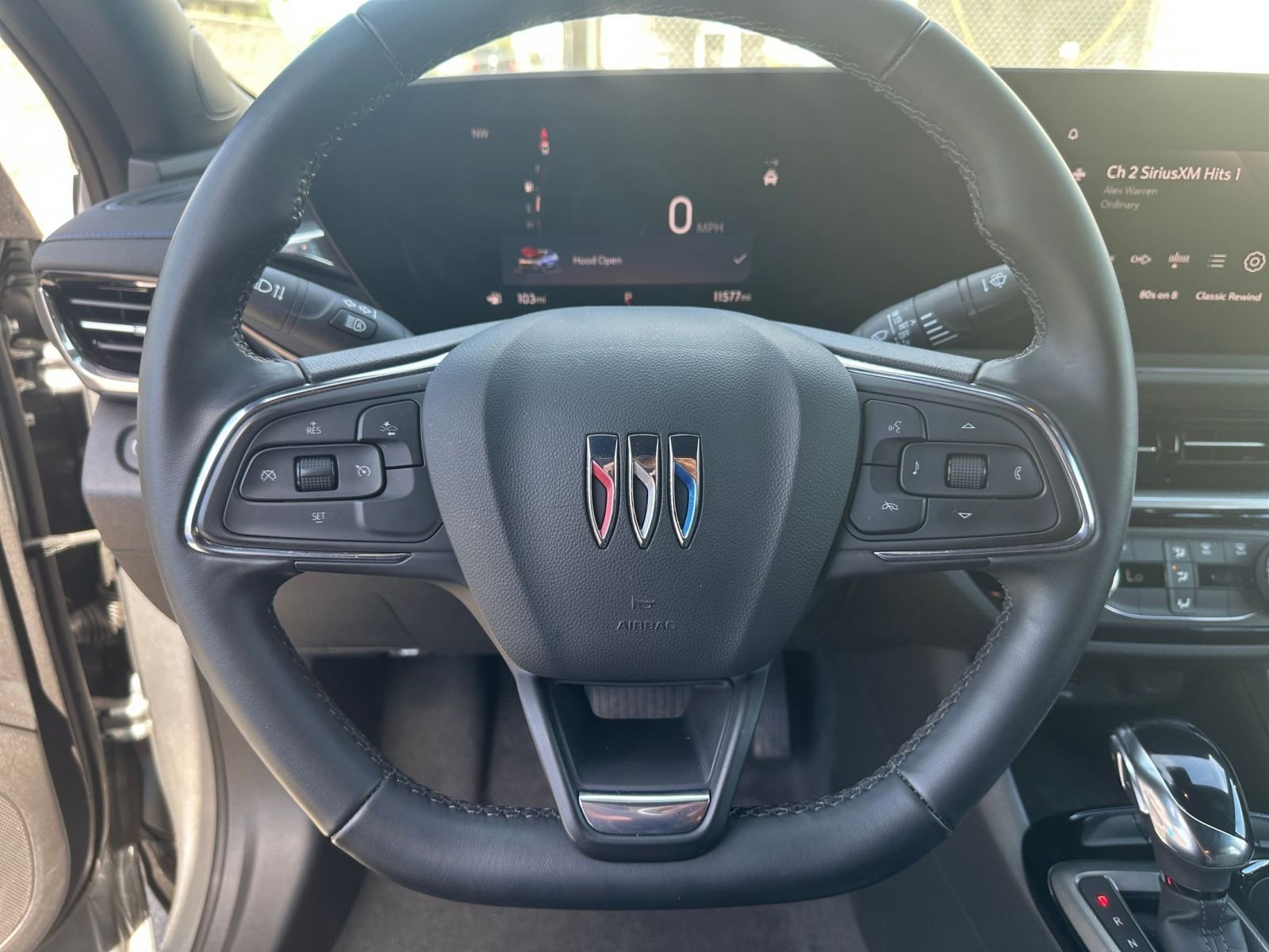 Used 2025 Buick Envista Sport Touring image 27