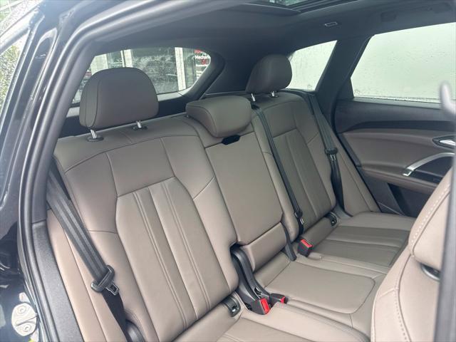 Used 2025 Audi Q5 Premium Plus w/ Premium Plus AWD/4WD image 42