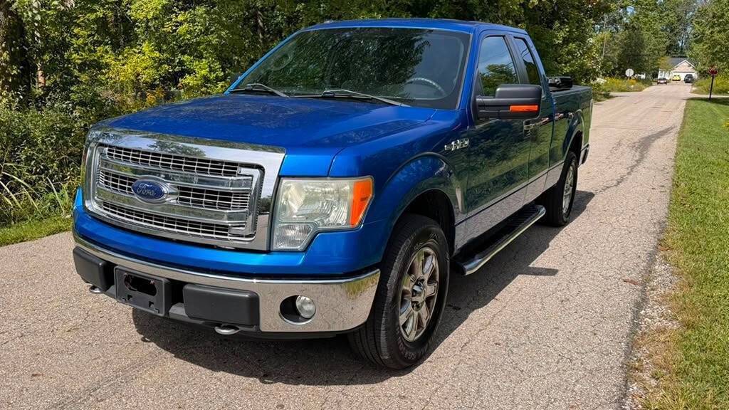 Used 2014 Ford F150 XLT w/ Equipment Group 302A Luxury AWD/4WD image 3
