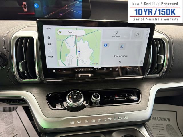 Used 2025 Ford Expedition Platinum image 24