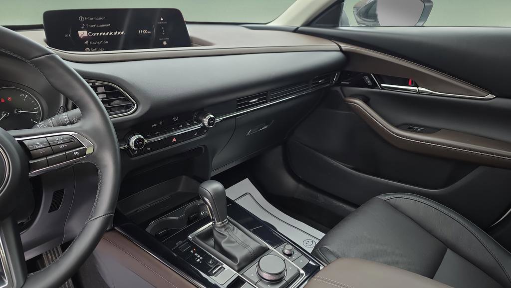 Certified 2025 MAZDA CX-30 2.5 Turbo w/ Premium Package image 23