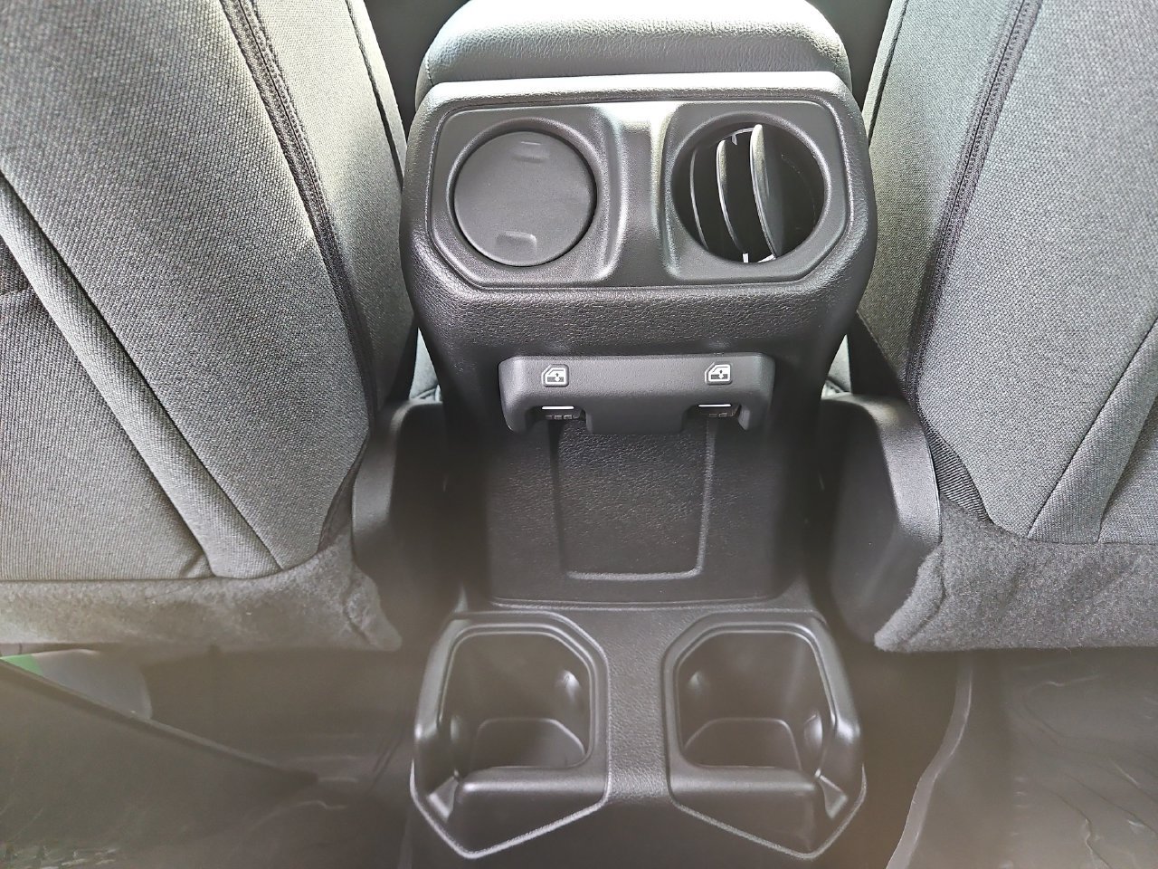 New 2026 Jeep Gladiator Sport AWD/4WD image 15