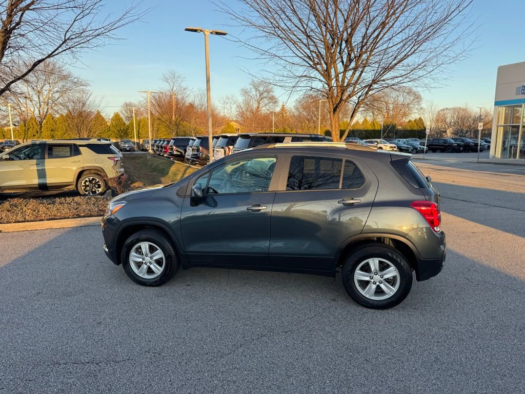 Used 2021 Chevrolet Trax LT w/ Driver Confidence Package image 8