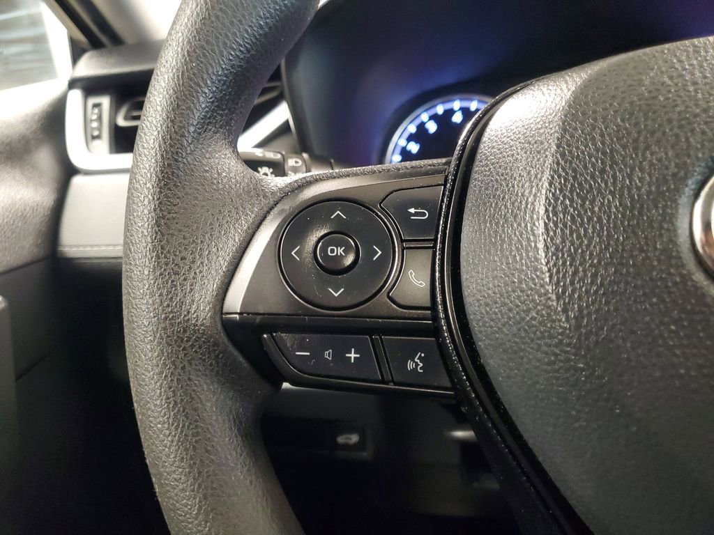 Used 2021 Toyota RAV4 XLE w/ Convenience Package image 22