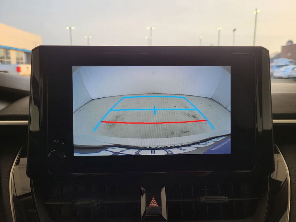 Used 2024 Toyota Corolla LE image 7