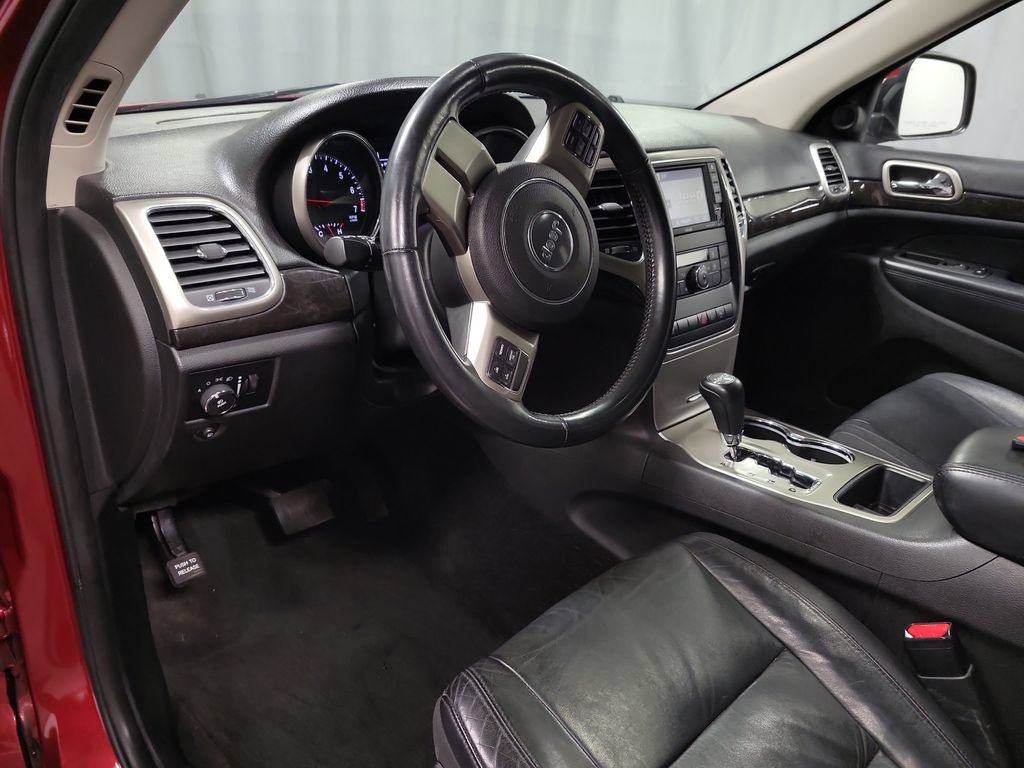 Used 2012 Jeep Grand Cherokee Laredo AWD/4WD image 17
