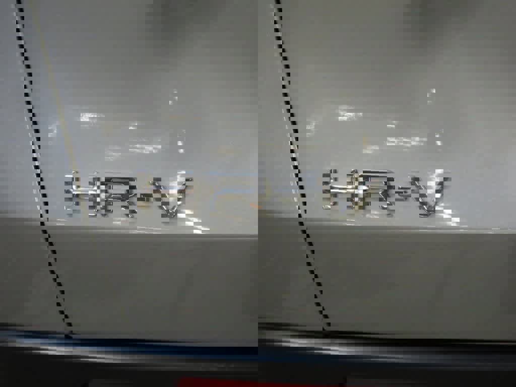 Certified 2023 Honda HR-V LX image 7